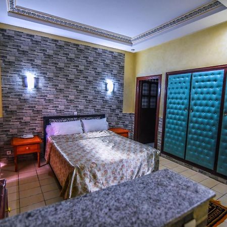 Hotel Bougafer Тингир Экстерьер фото
