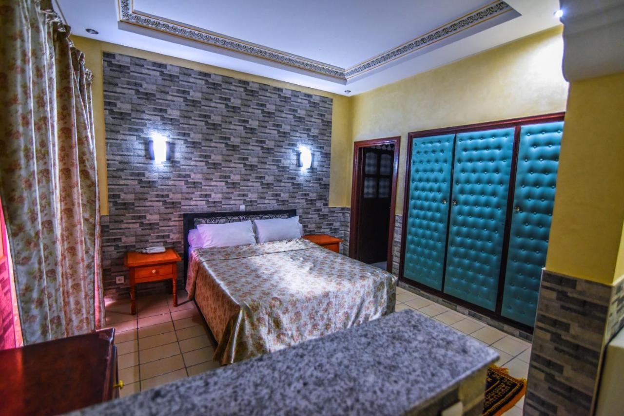 Hotel Bougafer Тингир Экстерьер фото