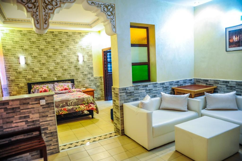 Hotel Bougafer Тингир Экстерьер фото