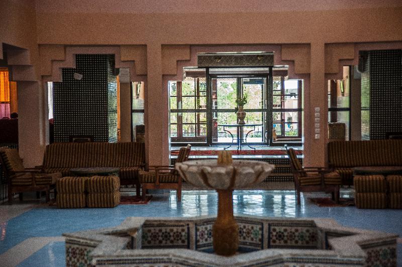 Hotel Bougafer Тингир Экстерьер фото
